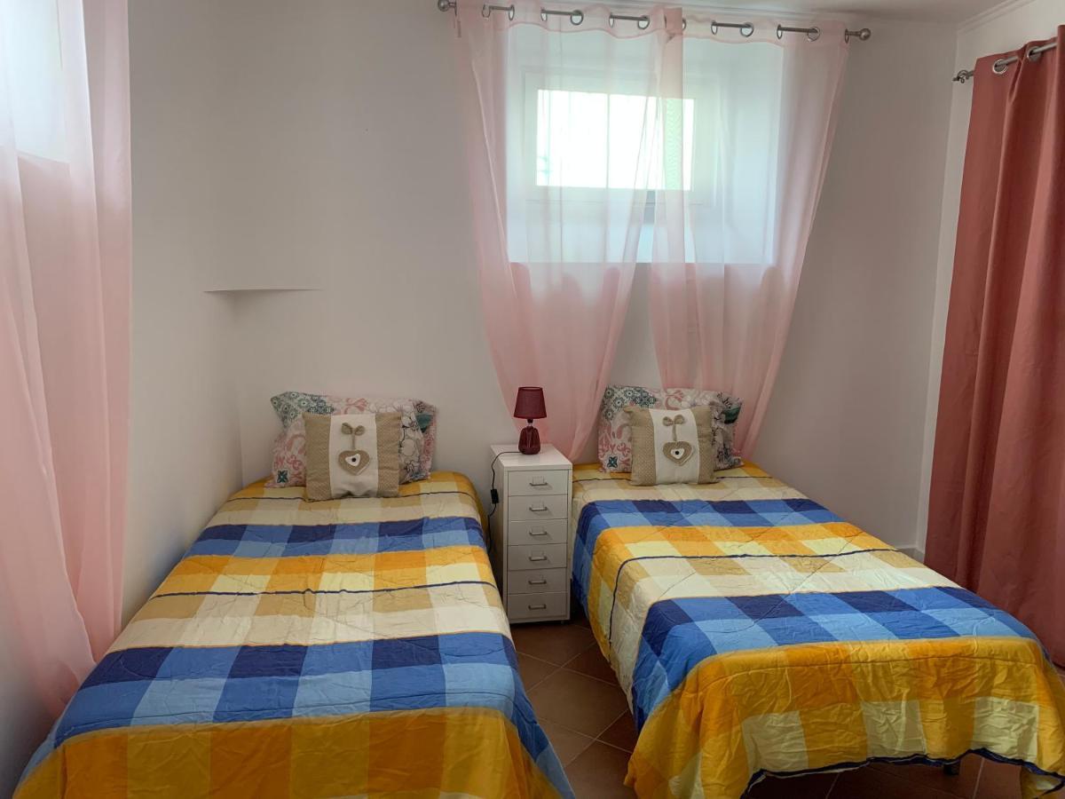 House And Rooms In Лиссабон Экстерьер фото